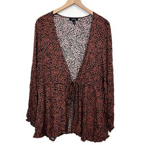 Torrid Brown & Black Spotted Tie Front Top - Size 3X
